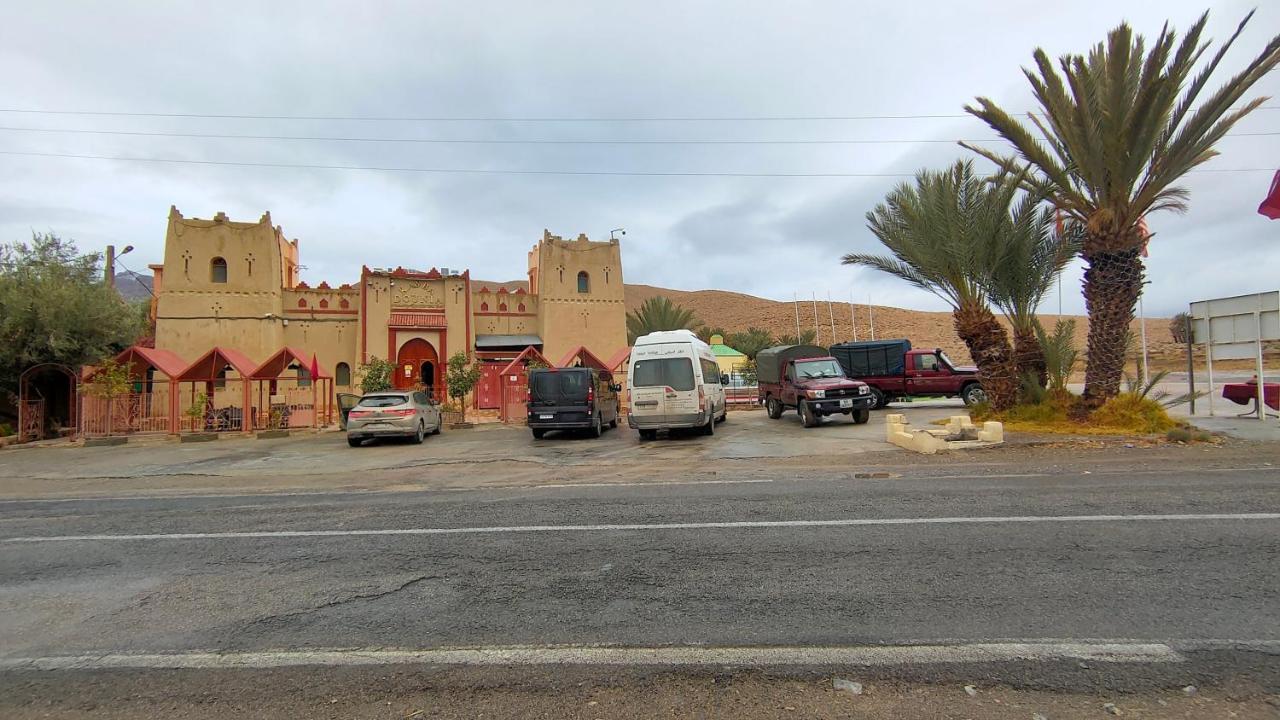 Kasbah Dounia Hotell Kerrando Exteriör bild